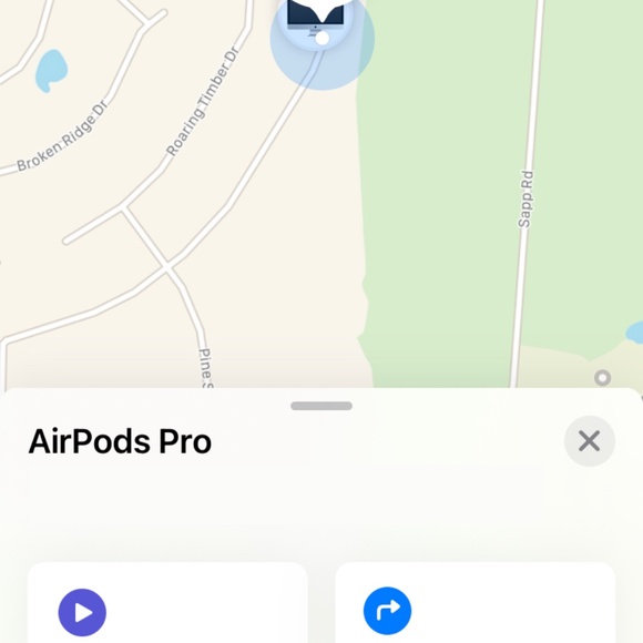 Apple AirPods Pro with Wireless Charging Case  ⭐⭐⭐⭐⭐ - Picture 9 of 9